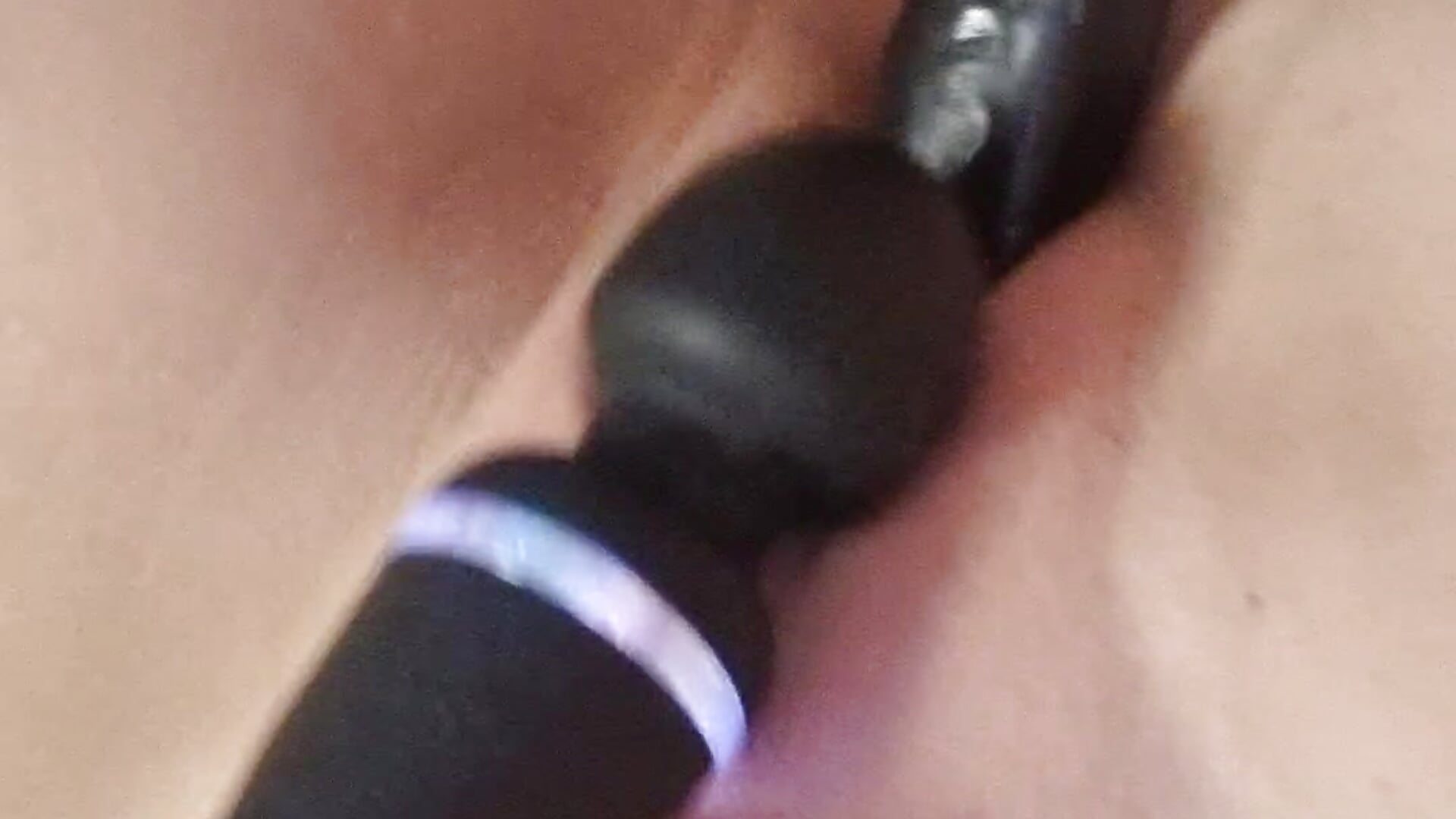 Girl Girl Wheel win Doubledildo im Stream