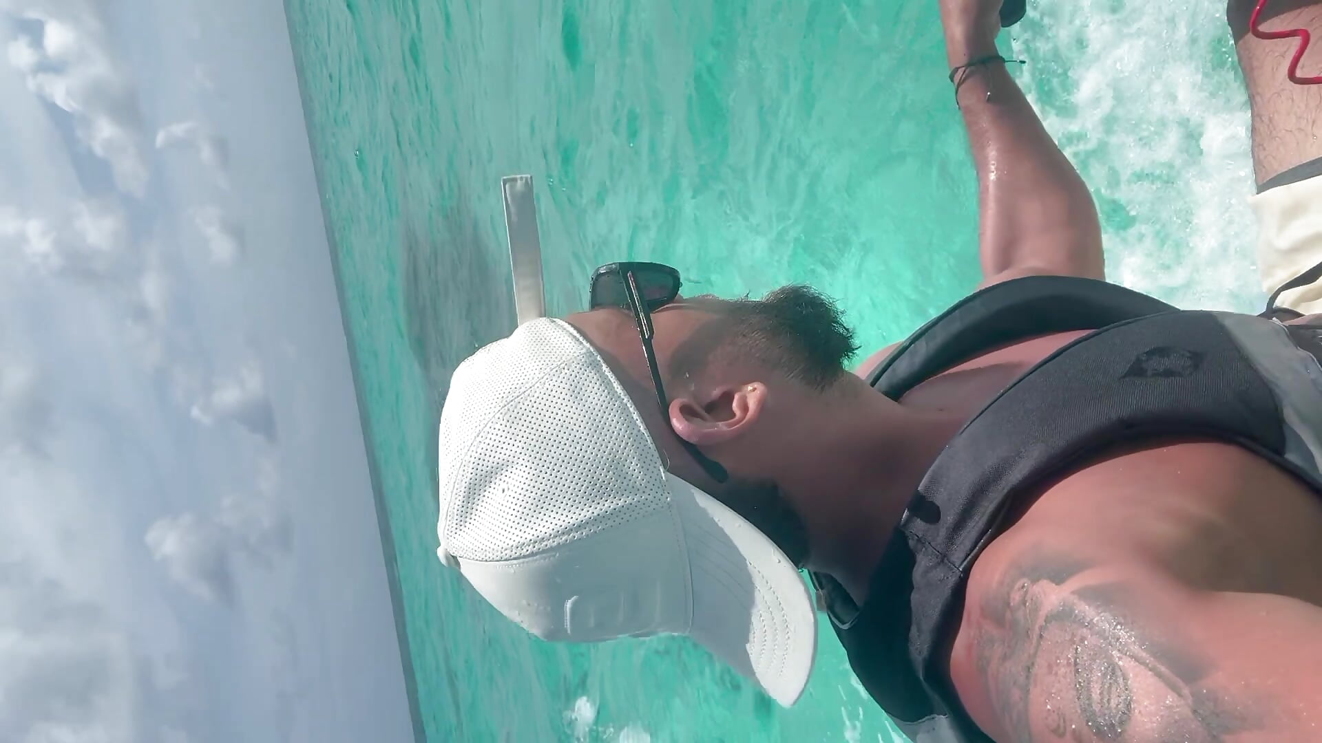 Jetsky - Tony_santos adlı kamera modelinin videosu