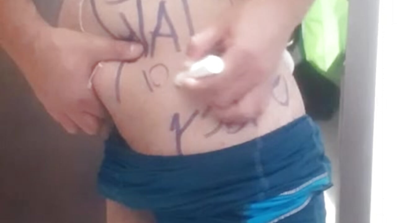 Nerd humillándose – video od webkamerové modelky Wedgie_boy