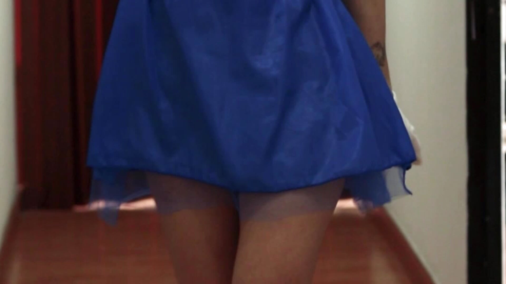 mario outfit sensual pasarela - northly 캠 모델의 동영상