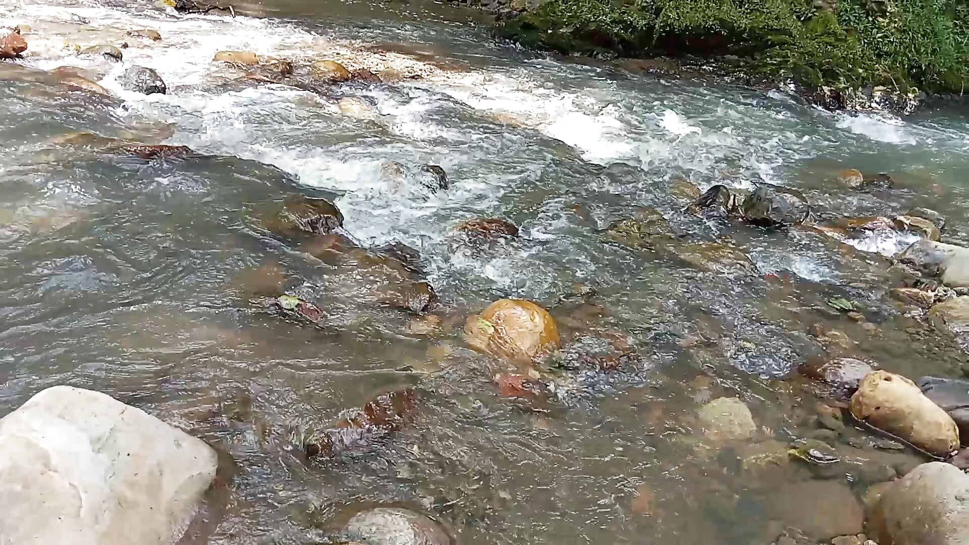 sacred waters wonderful day - video by lucy_hairypussy83 cam model