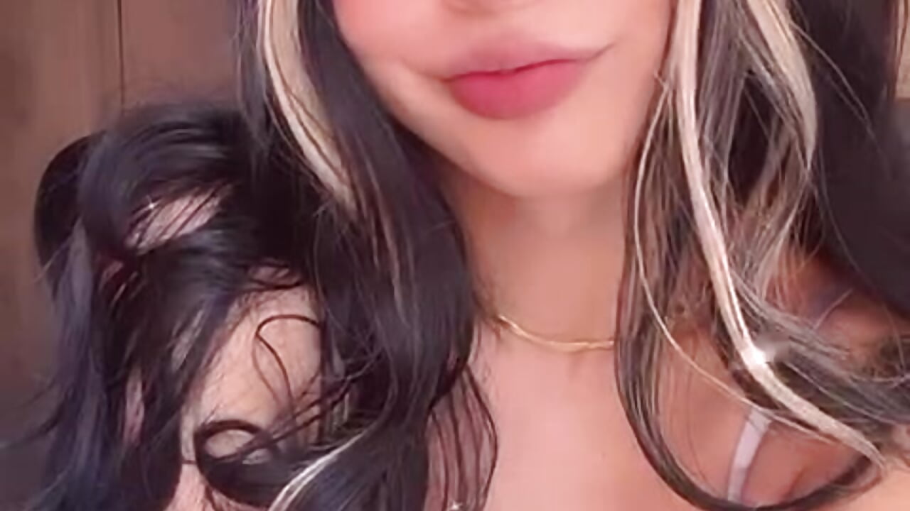 VIBES ;) - video by Pia-Jimenez cam model