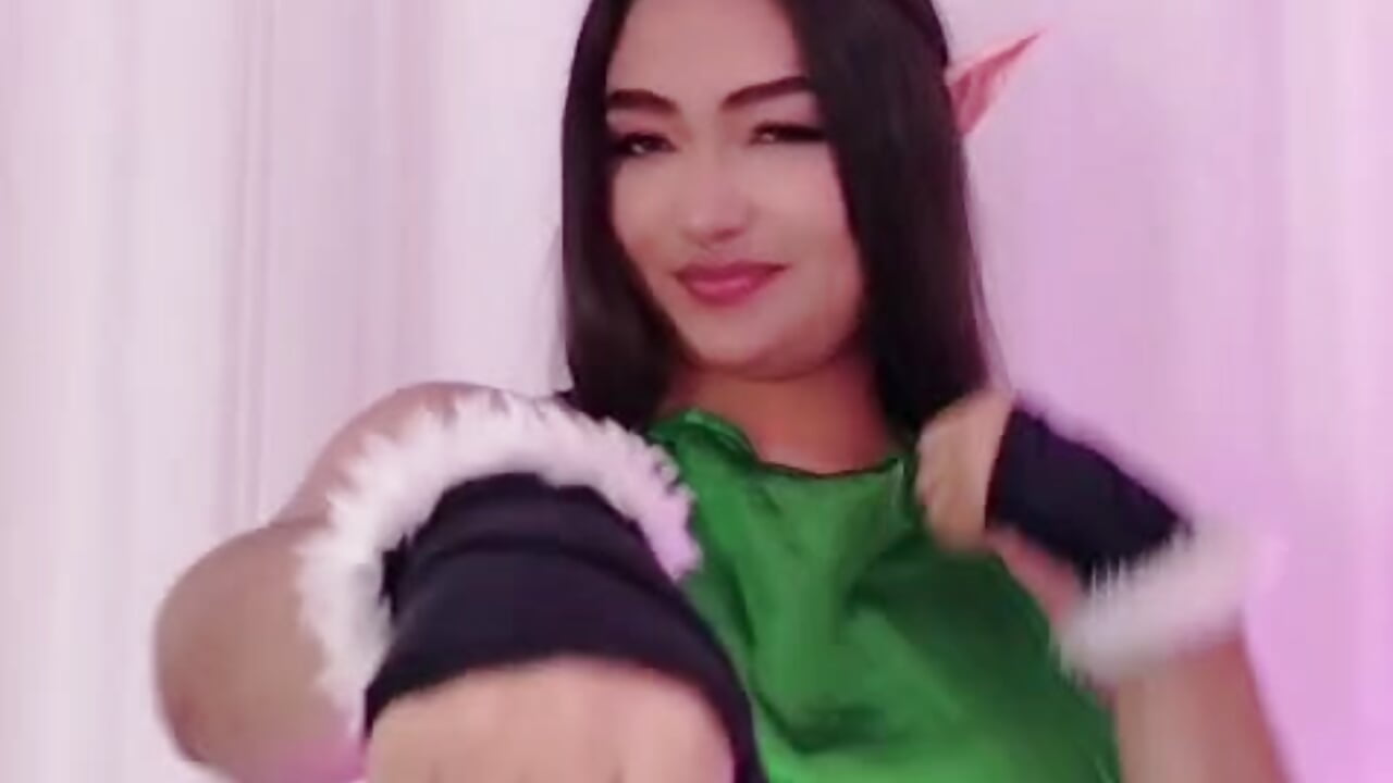 Your Cutest Elf 🧝💚 - video by _Kim__M cam model