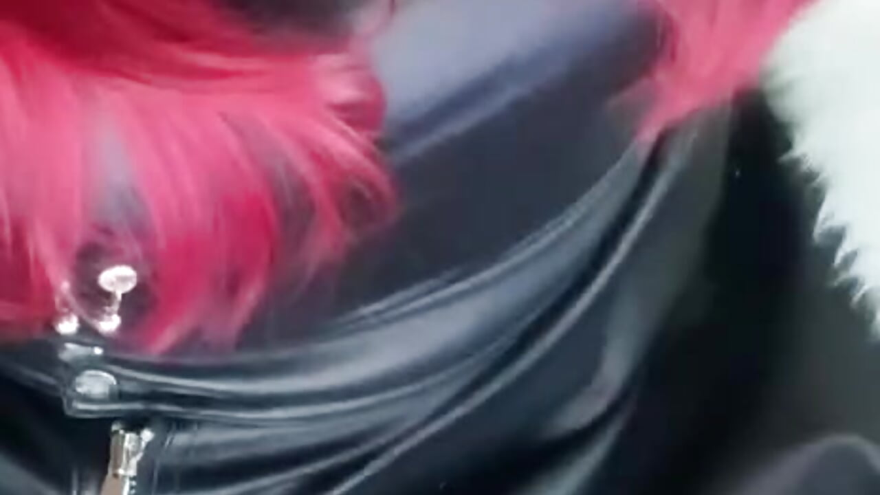 I see you're alone now and need me, so write me more boldly 💌 - vídeo de Yesss_mistress modelo de câmara