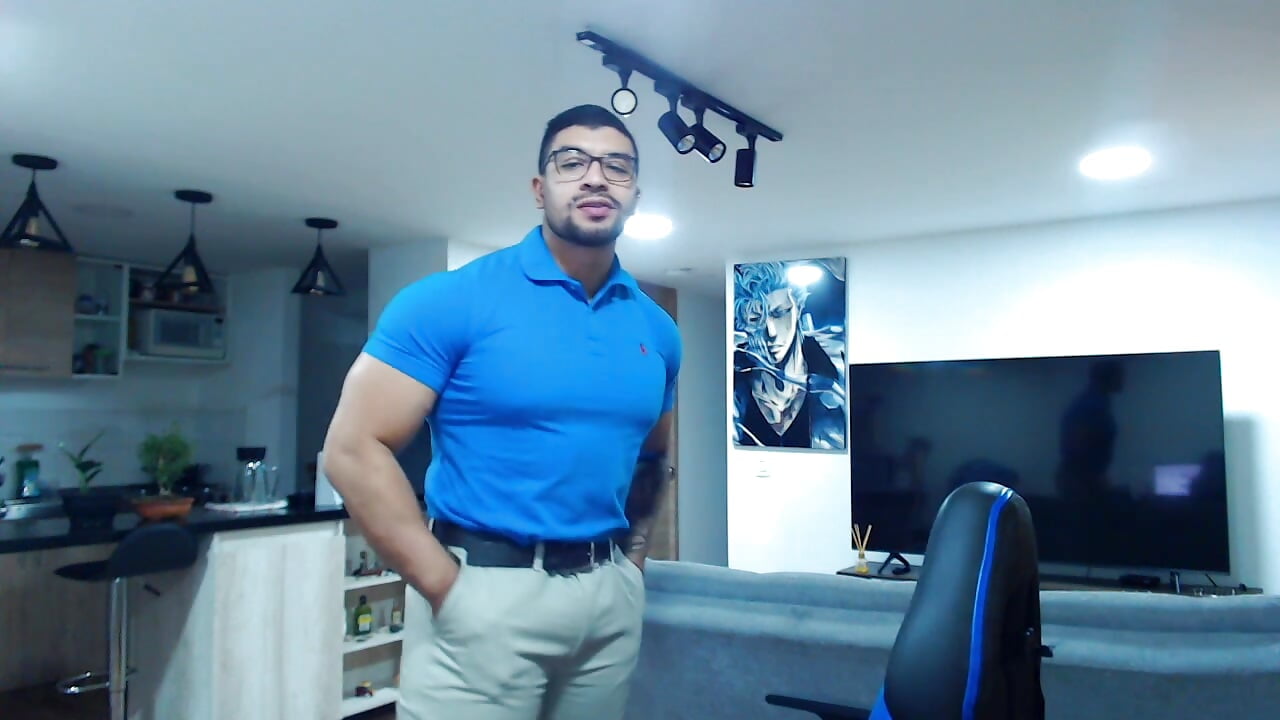 Office time – видео вебкам-модели Michael_Diamond