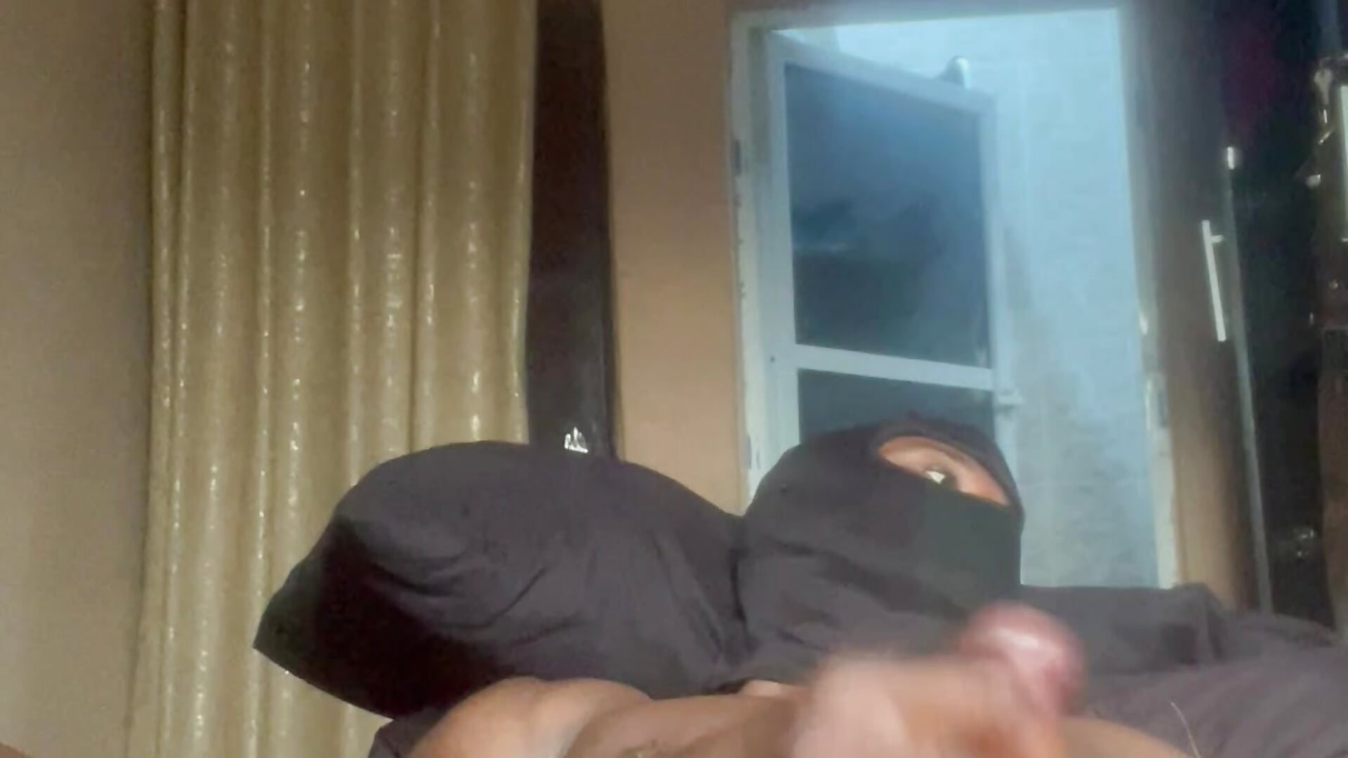 Jerking off and cum video－カメラキャストのlove4life35の動画