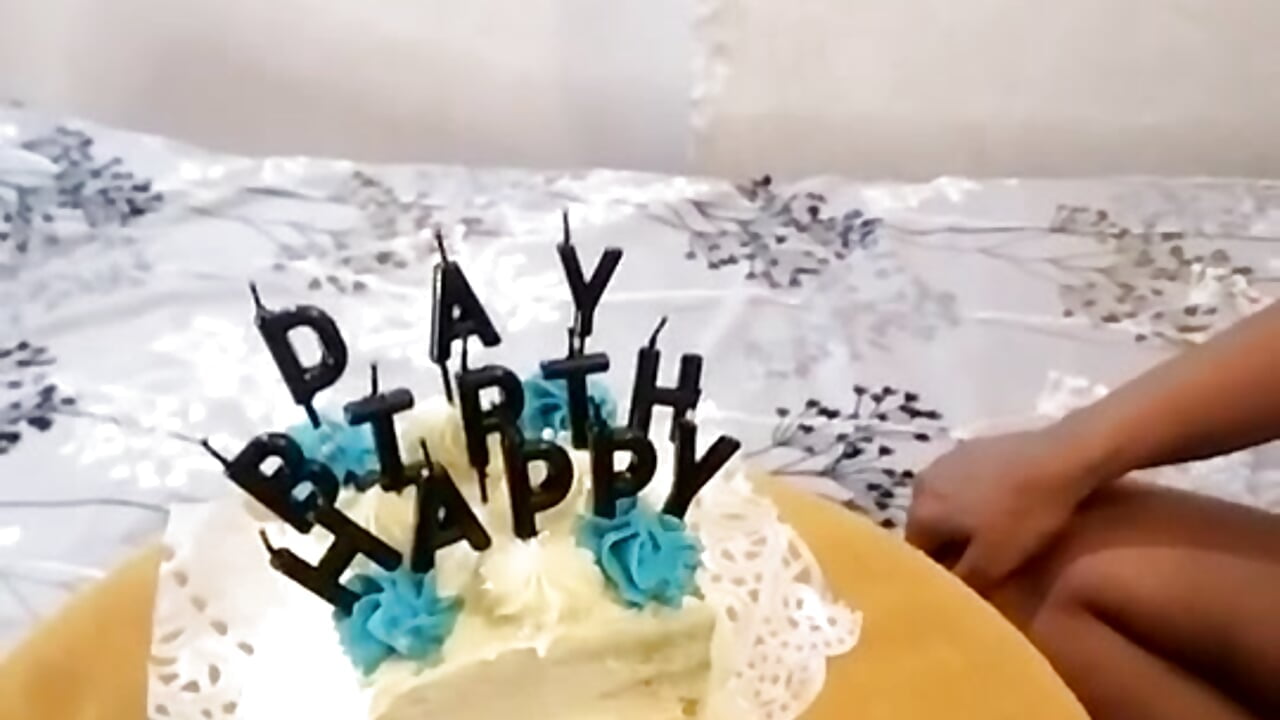 Celebated..day✨️✨️🥰🍻🥂🍾 - video by gh_69 cam model