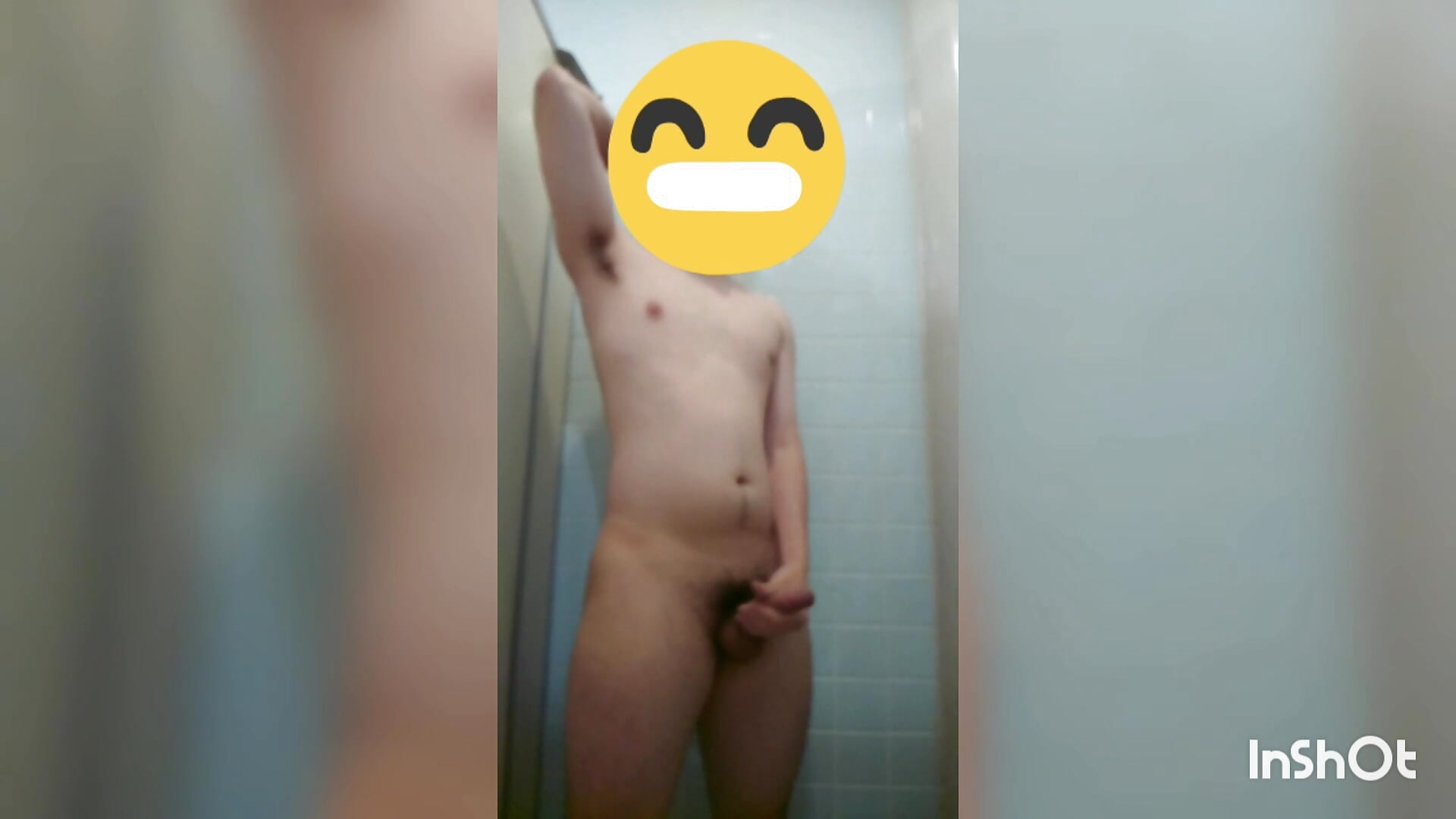 In the toilet during my parttime job - video di Gakuran0nanist modella di cam