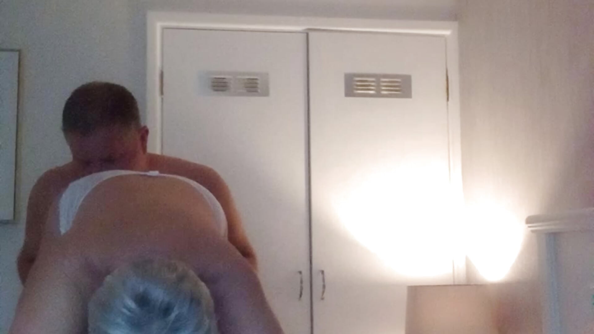 Kiss me baby - video by suesinner cam model