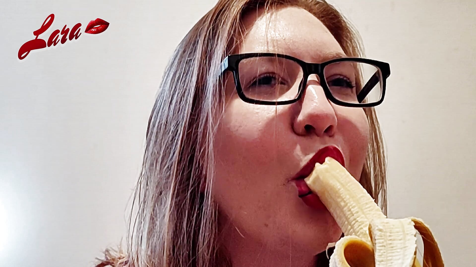 Wet banana blowjob