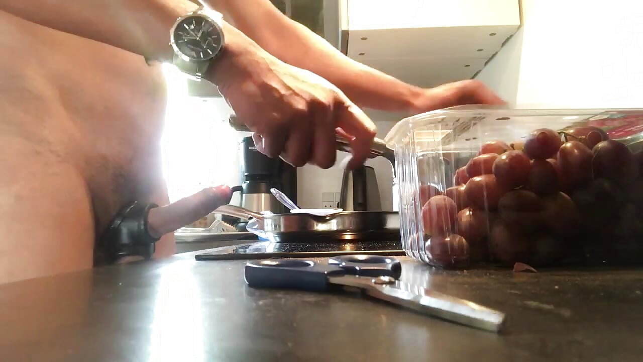 trim,808E7440-9ACE-4381-973A-EC7D908A5B42 - video van The-man87 cam-model