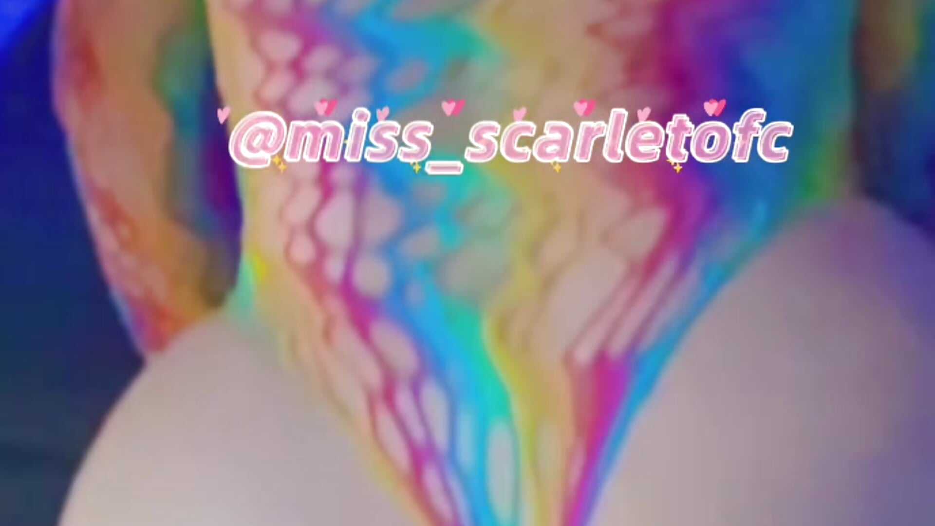 Gosta da minha roupinha bebê!? - video by Miss_Scarllett cam model