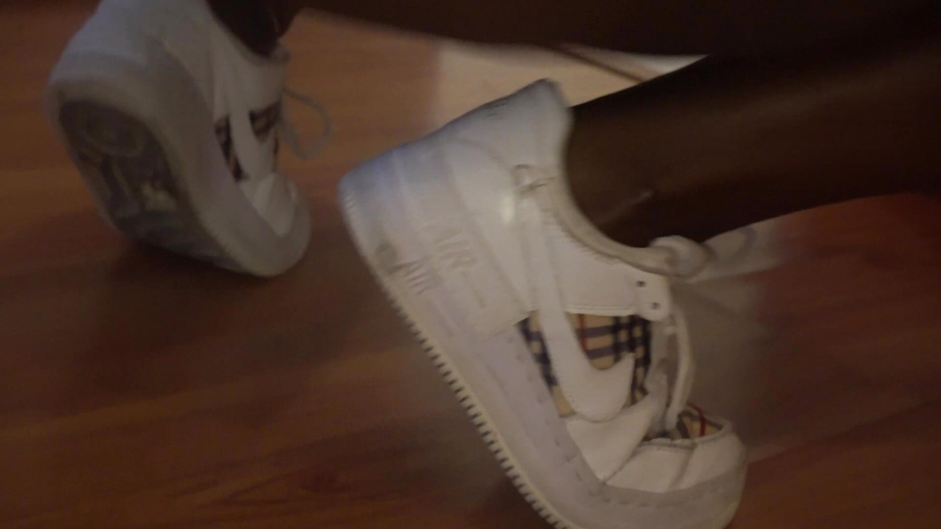 I wish I was on top of you baby - Video von TamaraJonsx Cam-Model