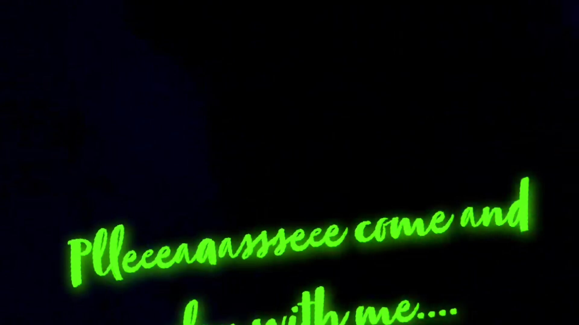 Come n play - video di BigDlilsubby modella di cam