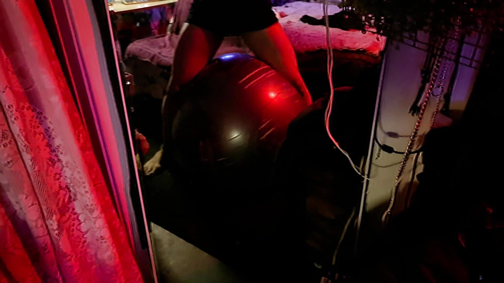 Ball Squeeze
