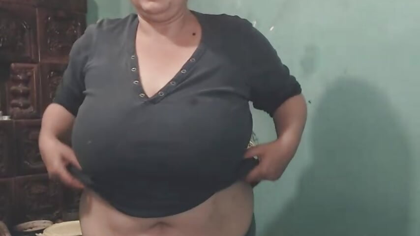 [1 Jun 01:43] Private Show - video by ExquisiteMature cam model