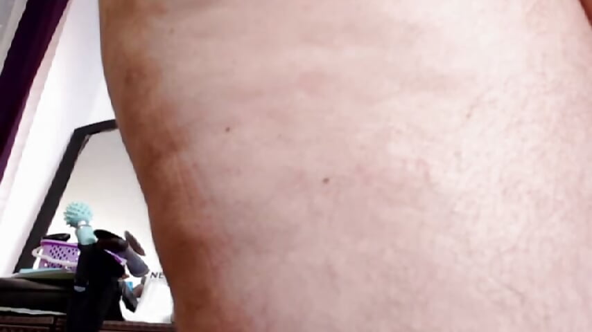 [1 Jun 08:57] Private Show - hairy ass & pussy, but plug play - video di KaryQueen modella di cam