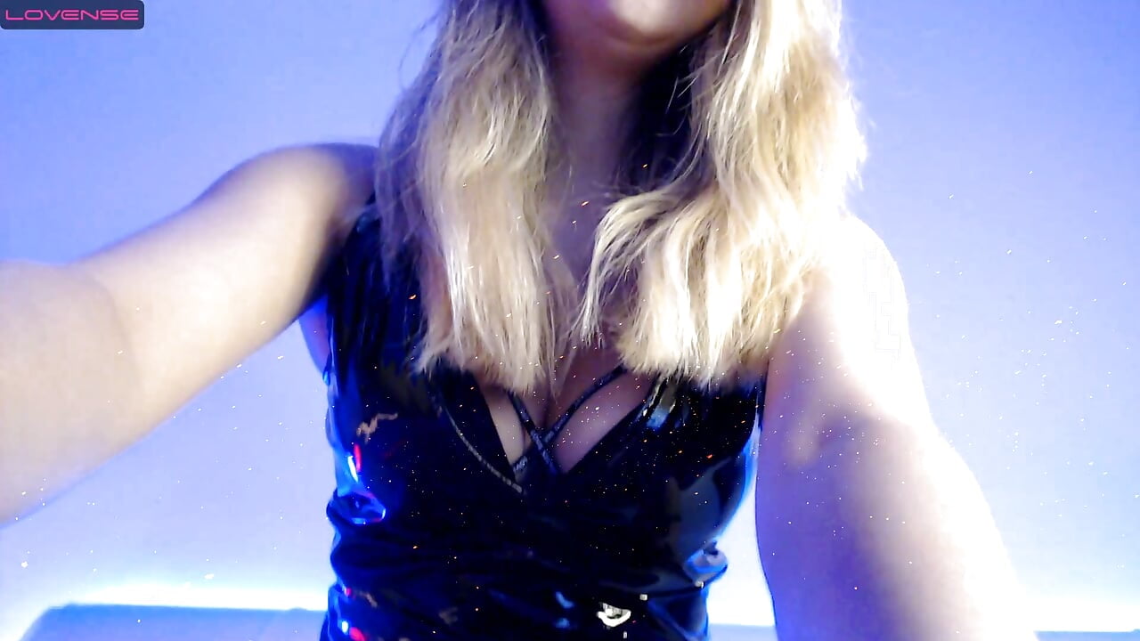 Feet fetish - video by miko_kimura cam model