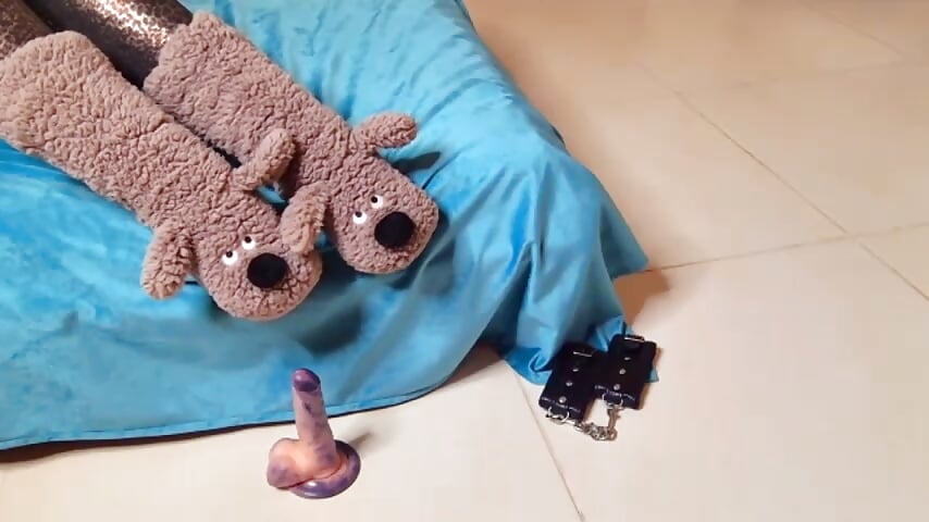 CBT mit Kuschelsocken. 🔥 CBT with cuddly socks. - video di Mijou_Merlin modella di cam