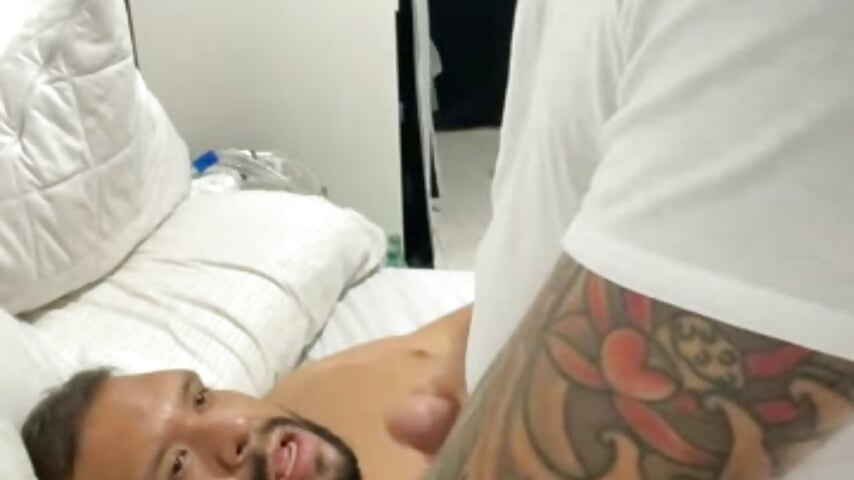 [17 Jan 09:07] Ticket Show: cumshot in Eros' mouth - video di morfeoX modella di cam