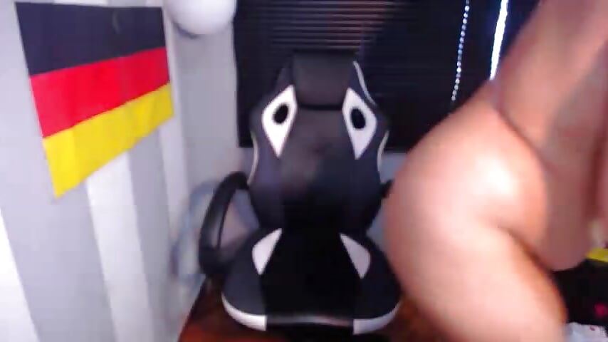 playing hot - video by AliceStarshine cam model