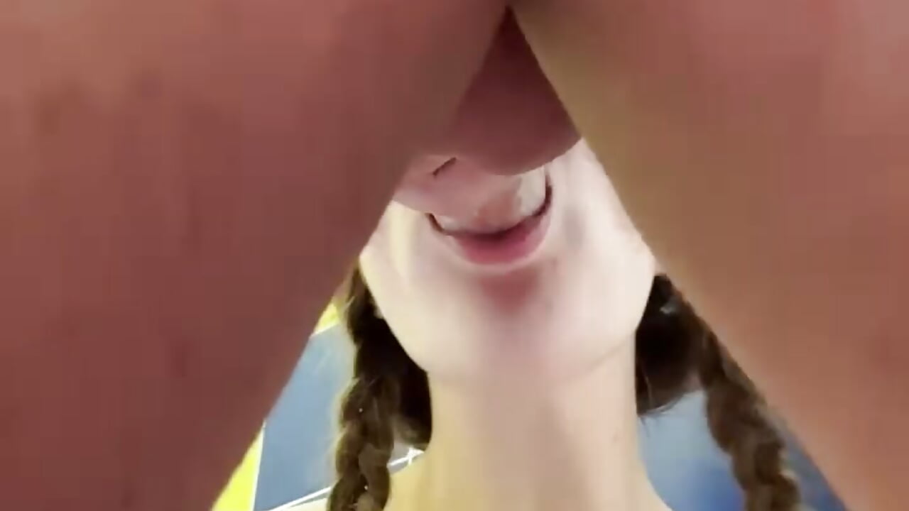 I suck a stranger's big dick😱 - video di RussianWoman modella di cam