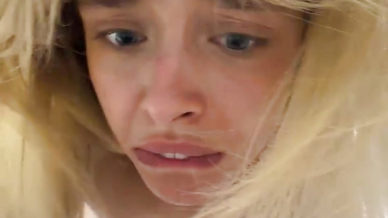 FULL NAKED N STARNGER FUCK ME ON WEN'S WC DOGGY