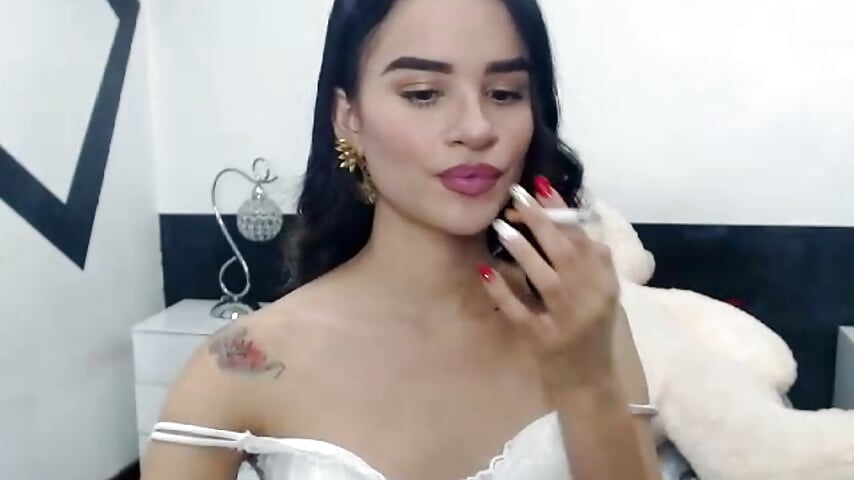 SMOKING NAKED - video by secretgreisy_ cam model