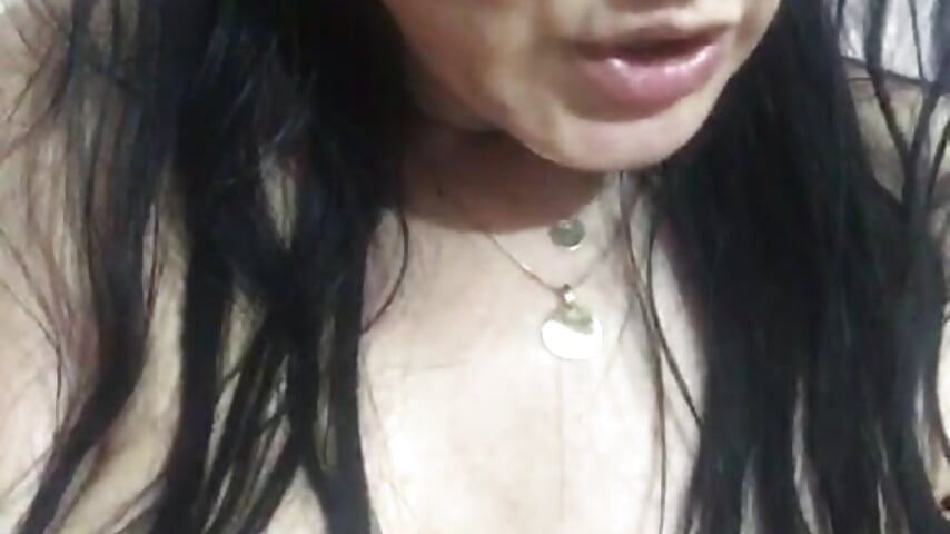 Fingering - video by TriumphLove cam model