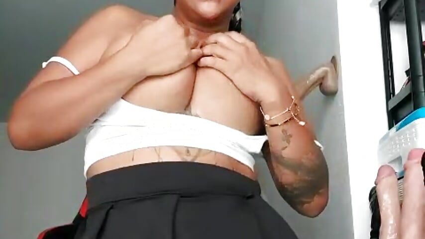 Special on the bed - video by XXX_harna cam model