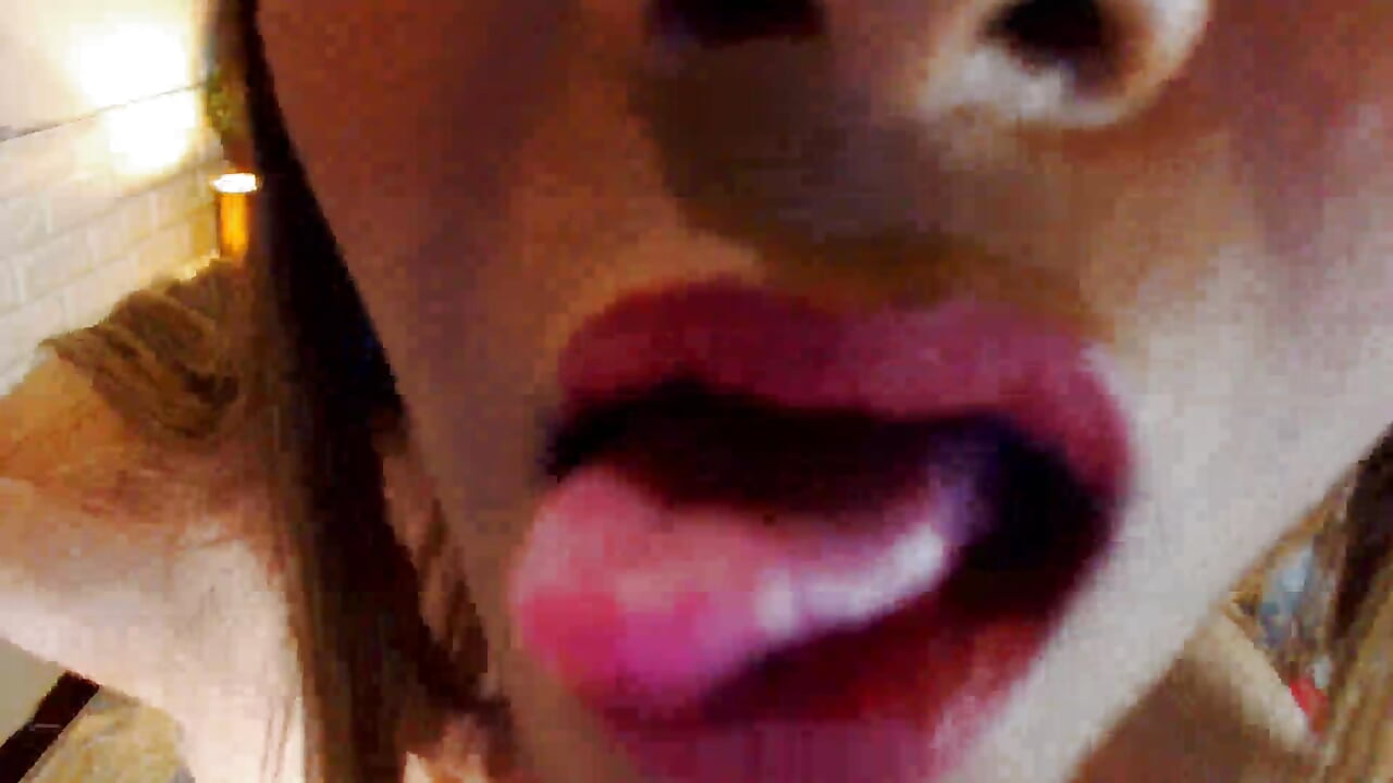 Hot Wild Cum Show - video di EmpressBarbie modella di cam